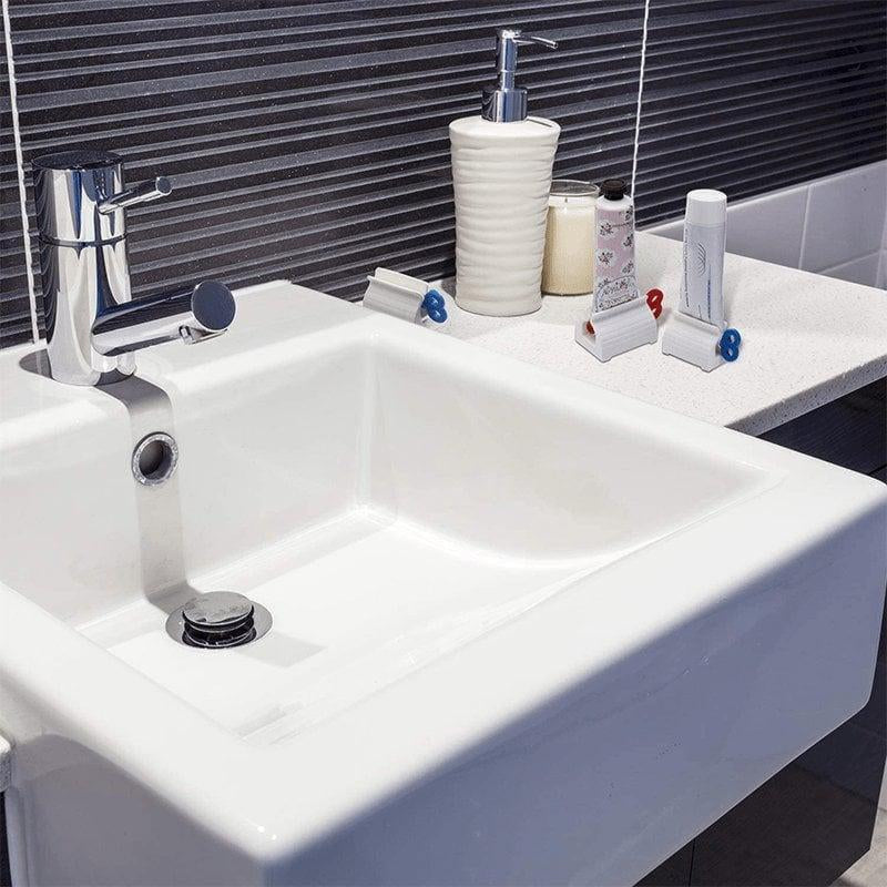 3 Counts Rolling Tube Toothpaste Squeezer Toothpaste Seat Holder Stand Rotate Toothpaste Dispenser for Bathroom Gift Hand Plastic Aluminium Cream Tool Manual Toothpaste Wringer.