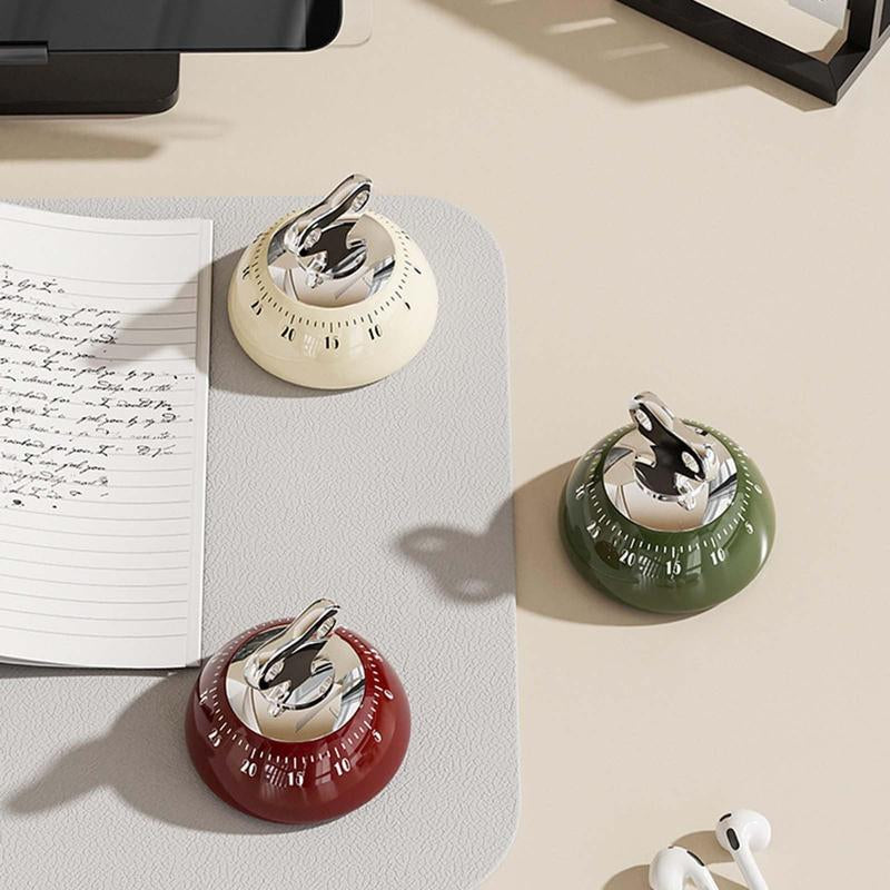 Kitchen Timer with Magnetic Attachment, Elegant Vintage 60-Minute Countdown & Audible Alarm, Countdown Timer for Cooking Office Tasks Study Sessions (White&Red&Green)